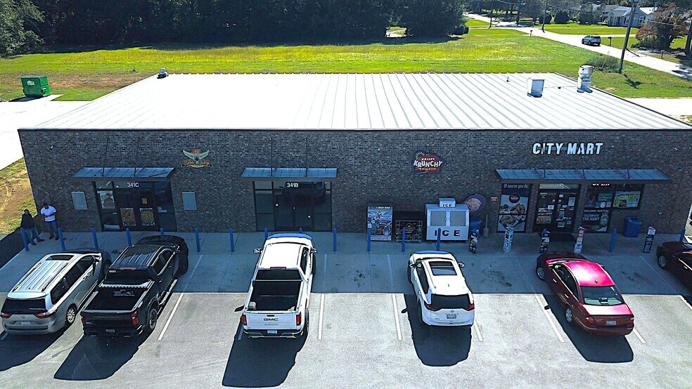 More Photos Of 341 S Main St, Bishopville Service Station For Sale