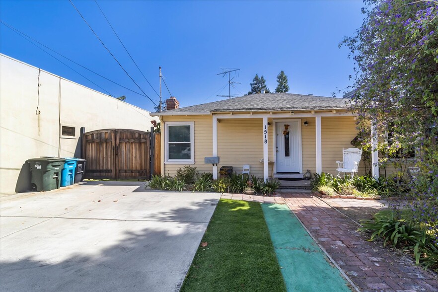 Primary Photo Of 1518 Stafford St, Redwood City Showroom For Sale