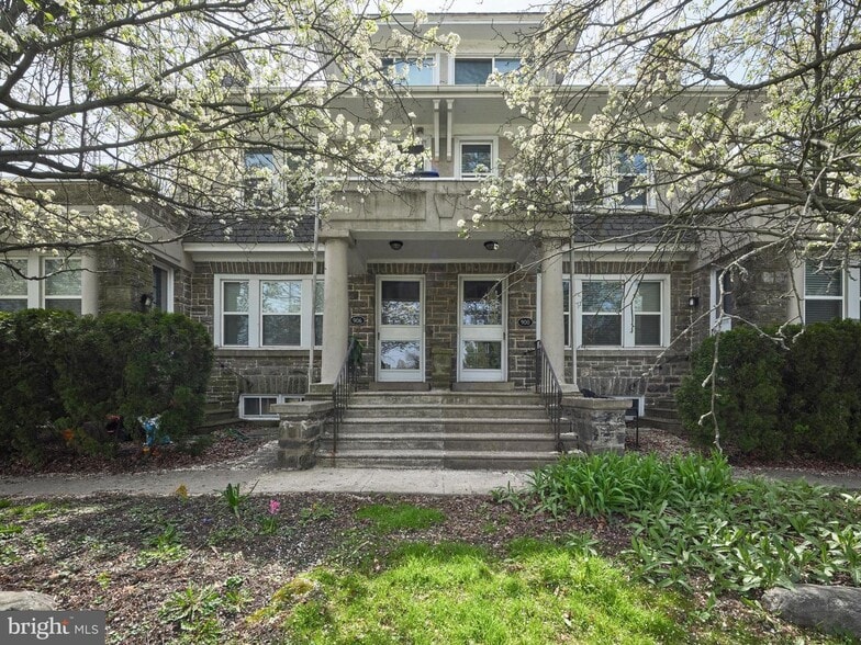 More Photos Of 900 Greenwood Ave, Jenkintown Apartments For Sale