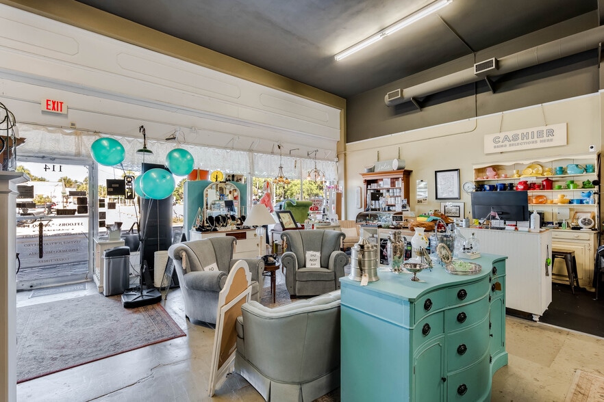 More Photos Of 114 S Woodland Blvd, Deland Storefront For Sale