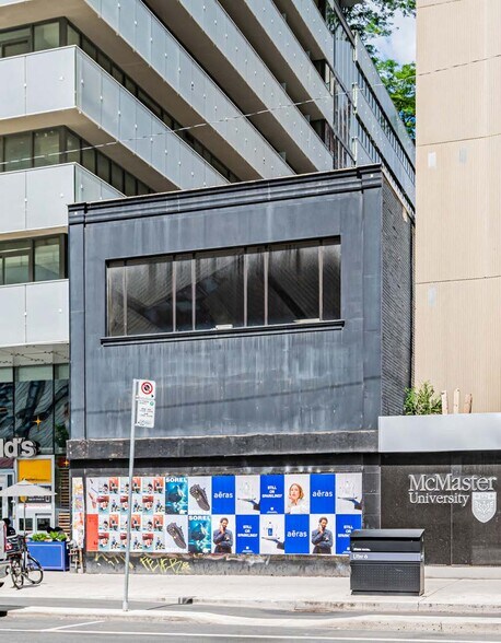 More Photos Of 192 Bloor St W, Toronto Storefront Retail Office For Lease