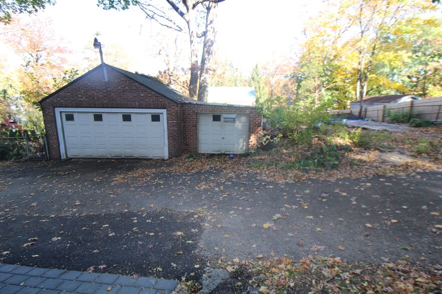 More Photos Of 568 W 261st St, Bronx Land For Sale