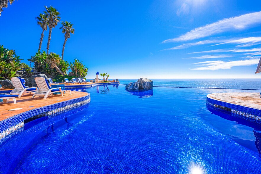 More Photos Of 3850 Carretera Libre, Baja California Hotel For Sale