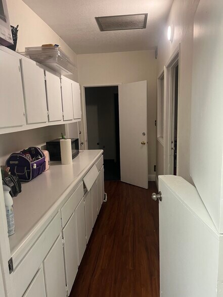 More Photos Of 5909 Camden St, Oakland Daycare Center For Sale