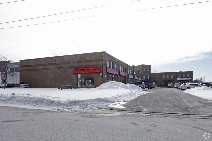 Primary Photo Of 355 Harry Walker Pky N, Newmarket Light Distribution For Lease