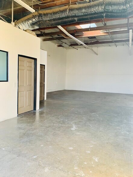 More Photos Of 14300 Elsworth St, Moreno Valley Warehouse For Lease