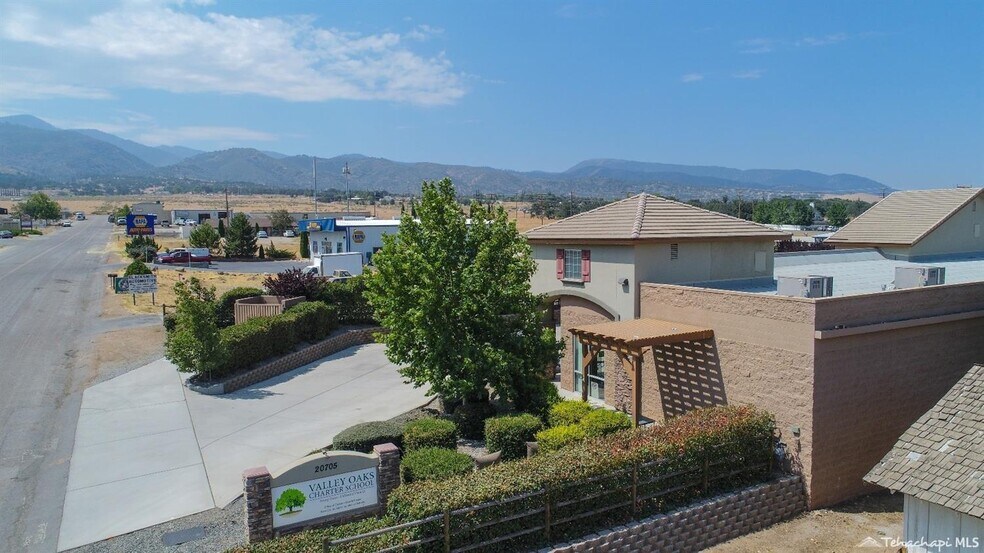 More Photos Of 20705 South St, Tehachapi Freestanding For Lease