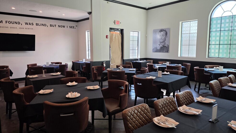 More Photos Of 801 Studewood St, Houston Restaurant For Lease