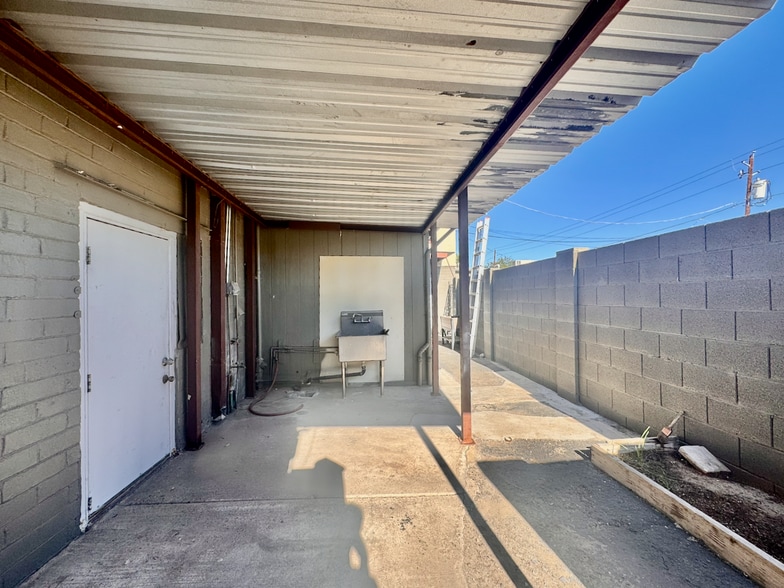 More Photos Of 501 N Arizona Ave, Chandler Restaurant For Sale