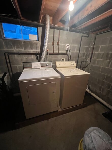 More Photos Of 9 Herrick Aly, Monroeville Freestanding For Sale