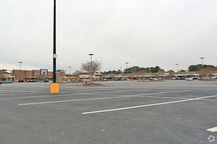 More Photos Of 4107 Portsmouth Blvd, Chesapeake Unknown For Lease