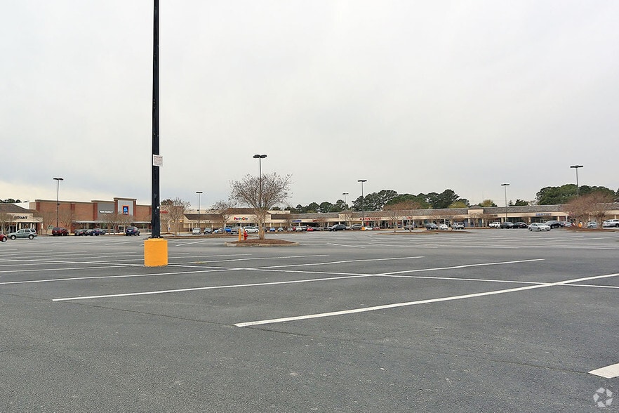 More Photos Of 4107 Portsmouth Blvd, Chesapeake Unknown For Lease