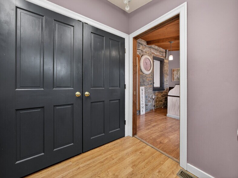 More Photos Of 1434-1436 W Broad St, Quakertown Office For Sale