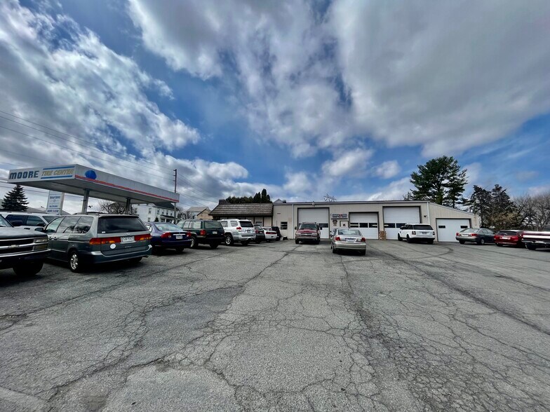 More Photos Of 2164 Community Dr, Bath Auto Repair For Sale