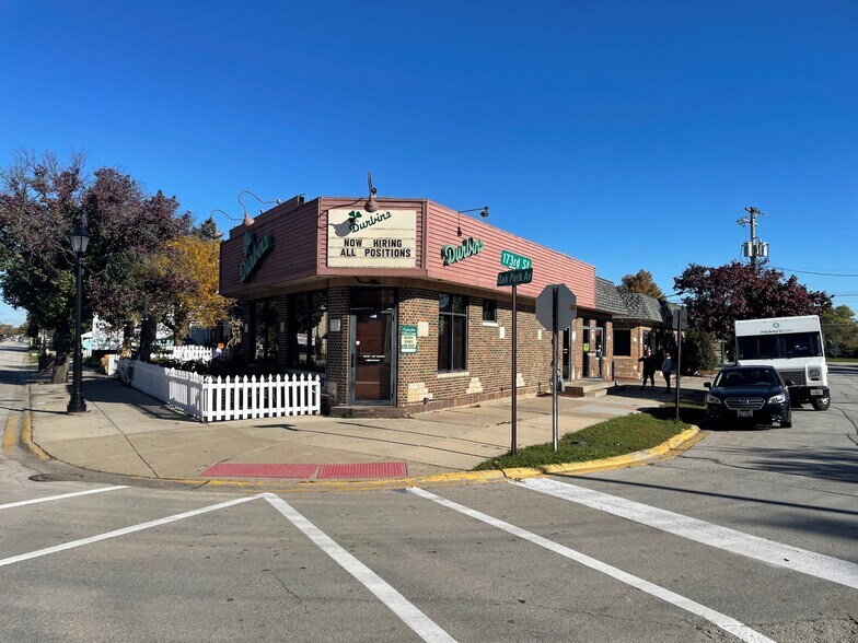 More Photos Of 17265 S Oak Park Ave, Tinley Park Office For Lease