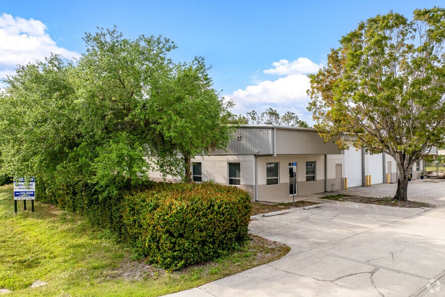 More Photos Of 5612 6th St W, Lehigh Acres Warehouse For Lease