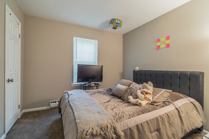 More Photos Of 372-390 W Minor St, Emmaus Apartments For Sale