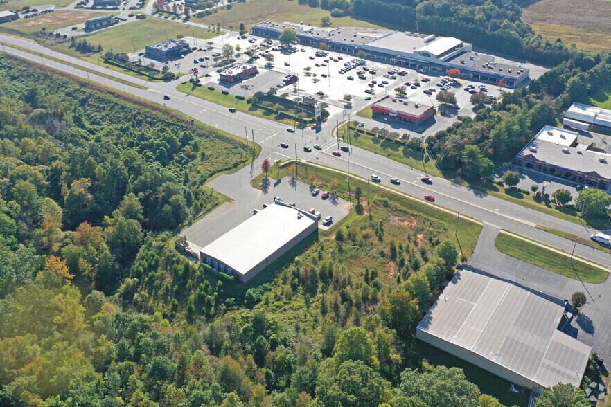 More Photos Of Freeway Dr, Reidsville Land For Lease