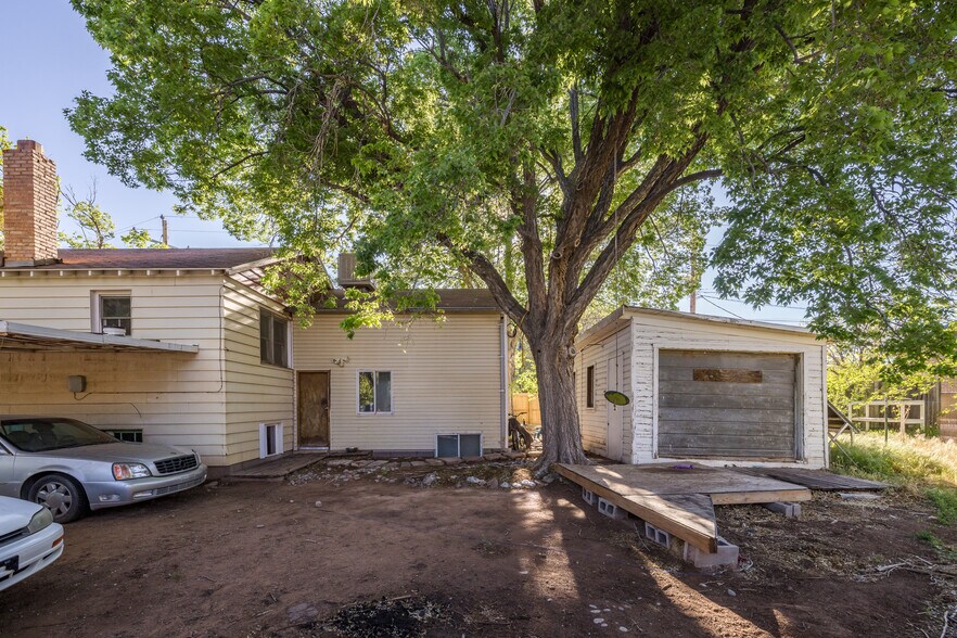 More Photos Of 86 E 300 S, Moab Flex For Sale