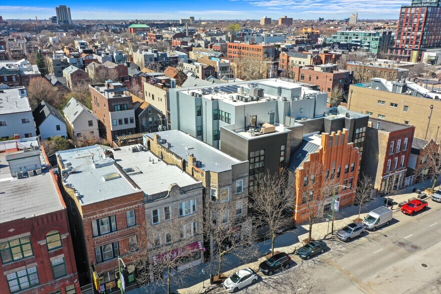 More Photos Of 1056 N Ashland Ave, Chicago Storefront Retail Residential For Lease