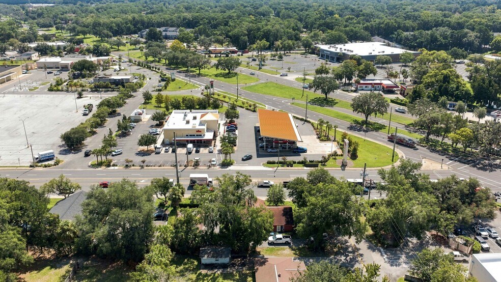 More Photos Of 1112 NE 36th Ave, Ocala Office For Sale