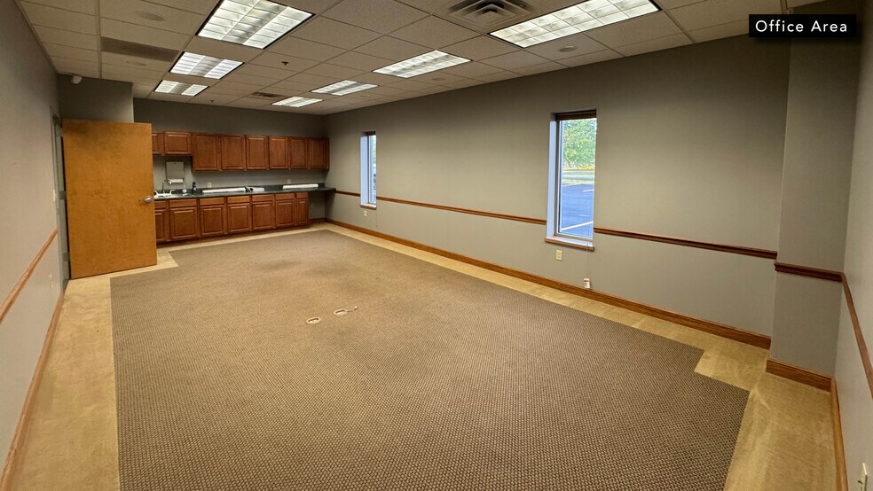 More Photos Of 2395 Rock Rd, Ashland Light Manufacturing For Sale