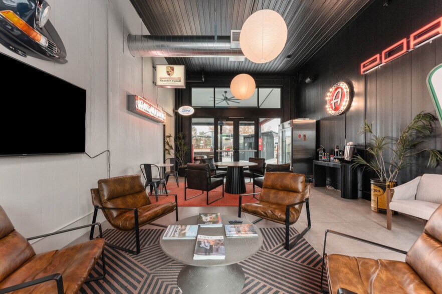 More Photos Of 10592 W State St, Boise Carwash For Sale