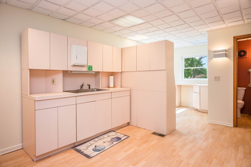 More Photos Of 128 Empire Blvd, Rochester Office Residential For Sale