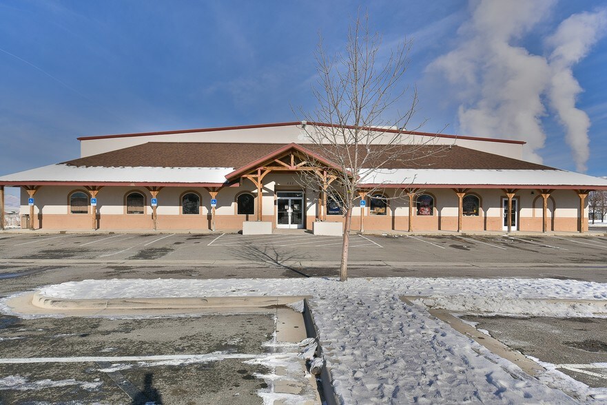 More Photos Of 122 W 900 N, Payson Bowling Alley For Sale