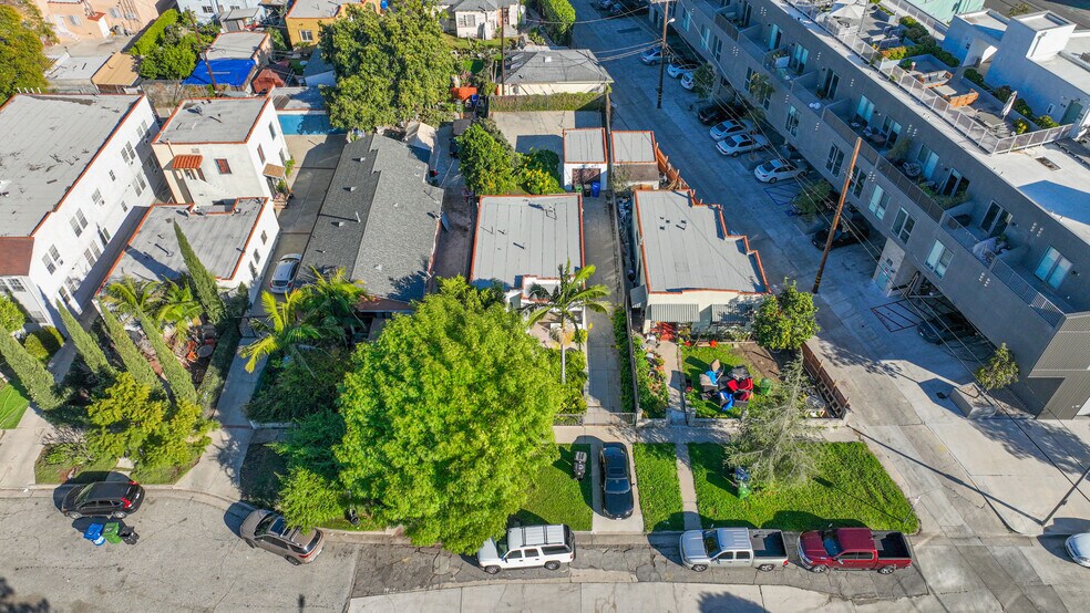 More Photos Of 2536 S Dunsmuir Ave, Los Angeles Land For Sale