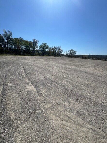 More Photos Of 165 Distribution Drive, Pooler Land For Lease