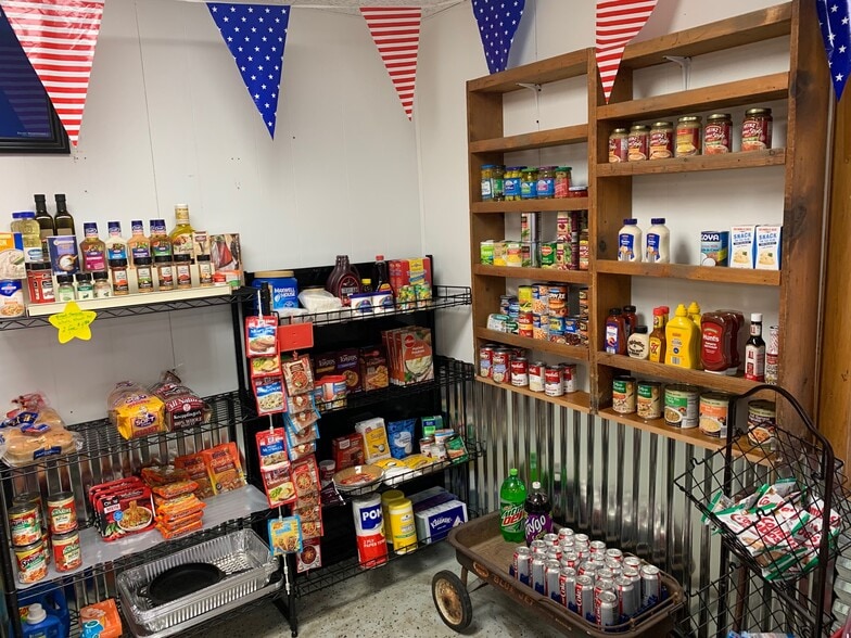 More Photos Of 8036 N Clare Ave, Harrison Convenience Store For Sale