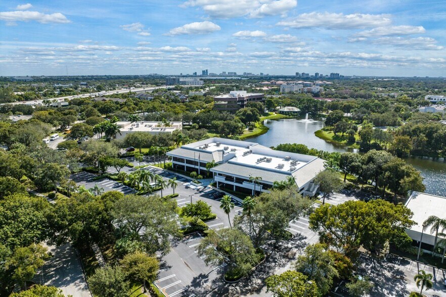 More Photos Of 1100 Northpoint Pky, West Palm Beach Office For Lease