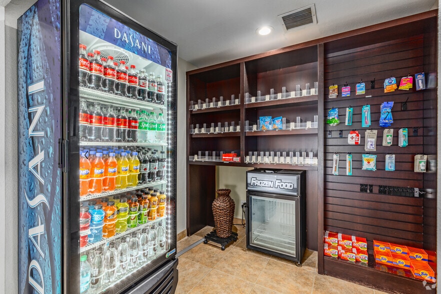 More Photos Of 1810 S Highway 27, Clermont Hotel For Sale