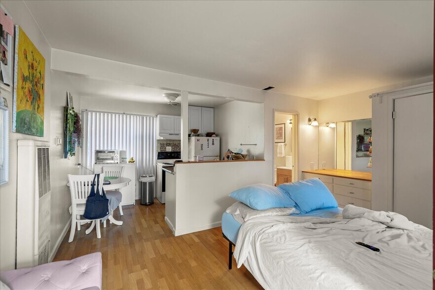 More Photos Of 2801 College Ave, Berkeley Apartments For Sale