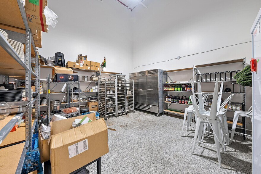 More Photos Of 604 Lake Avenue, Lake Worth Beach Restaurant For Sale