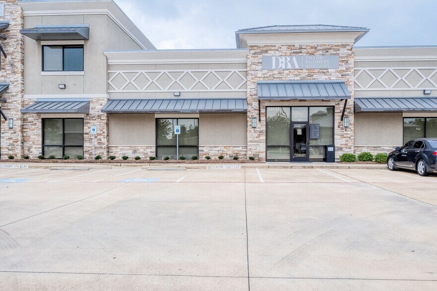 More Photos Of 23537 Kingsland Blvd, Katy Office For Sale
