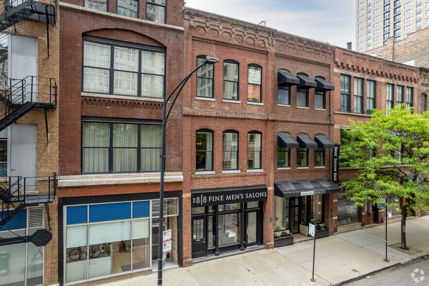 More Photos Of 124 W Kinzie St, Chicago Loft Creative Space For Lease