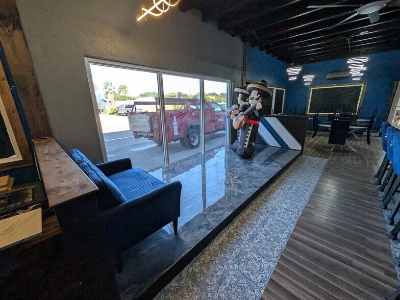 More Photos Of 99202 Overseas Hwy, Key Largo Hotel For Sale