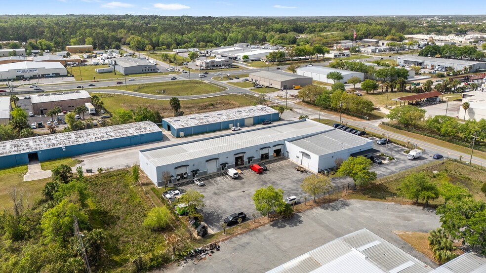 More Photos Of 1521 SW 12th Ave, Ocala Distribution For Sale
