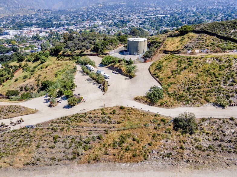 More Photos Of 10200 Willow Springs Lane, Sunland Land For Sale