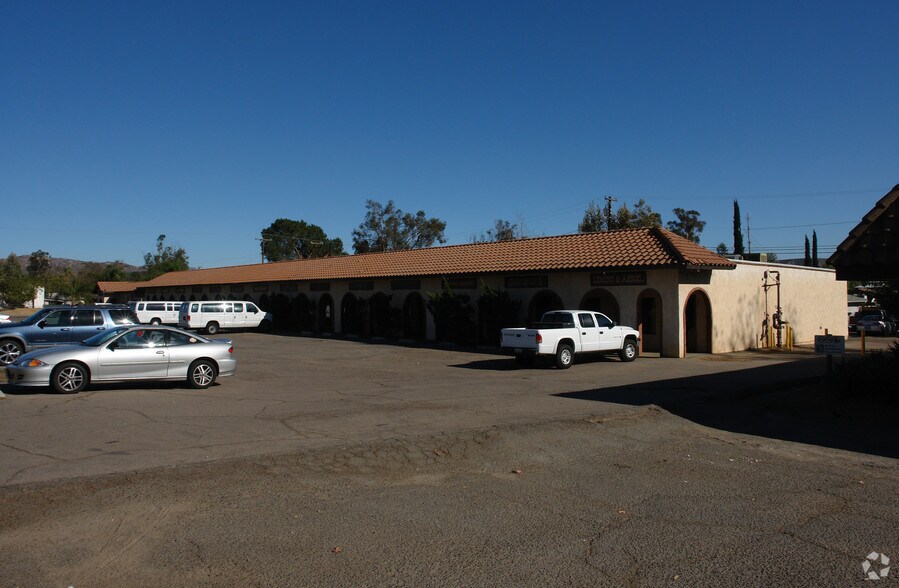 More Photos Of 1130 D St, Ramona Restaurant For Sale