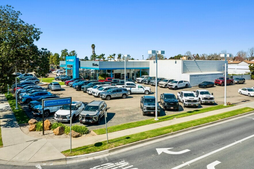 More Photos Of 1313 E Main St, Santa Maria Auto Dealership For Lease