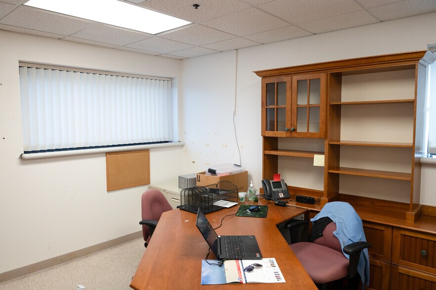 More Photos Of 110 Long Pond Rd, Plymouth Medical For Sale