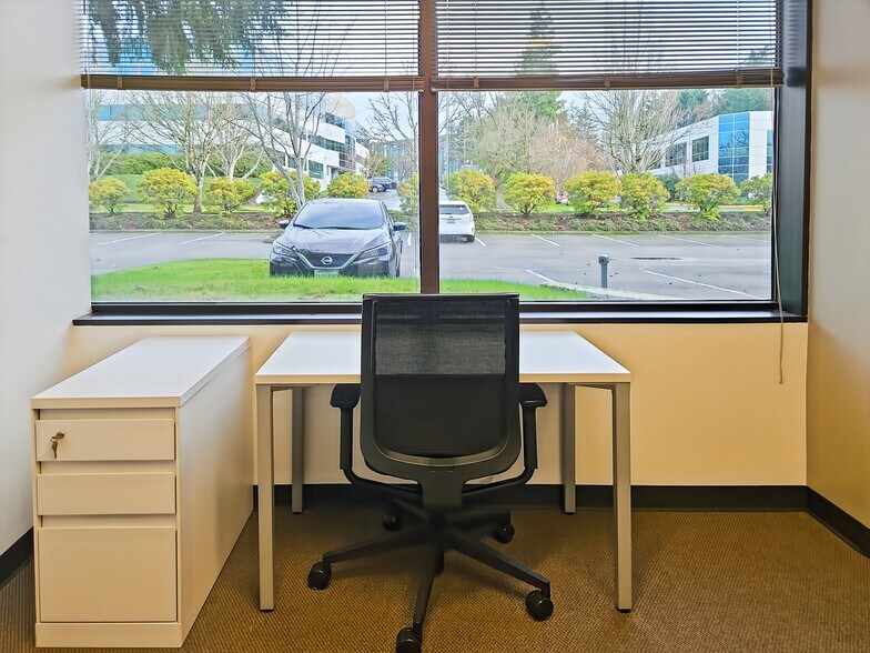 More Photos Of 11335 NE 122nd Way, Kirkland Coworking Space