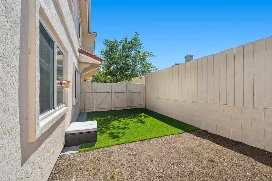 More Photos Of 242 Kennedy St, Chula Vista Apartments For Sale