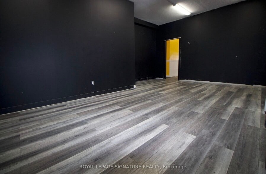 More Photos Of 1182 Weston Rd, Toronto Storefront Retail Residential For Lease