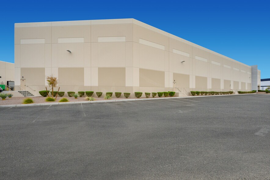 More Photos Of 3732 N Las Vegas Blvd, Las Vegas Unknown For Lease