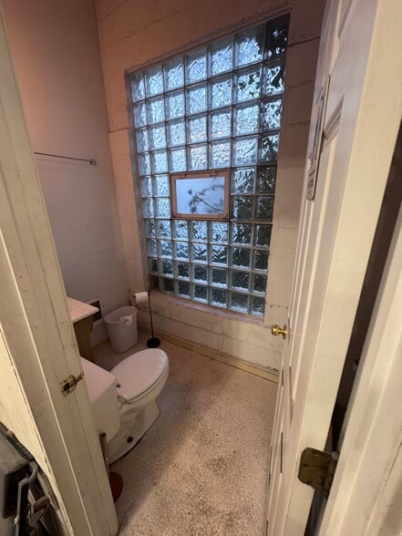 More Photos Of 105 Center St, Maple Park Industrial For Sale