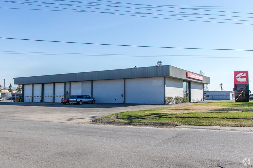 More Photos Of 2618 Commercial Dr, Anchorage Flex For Sale